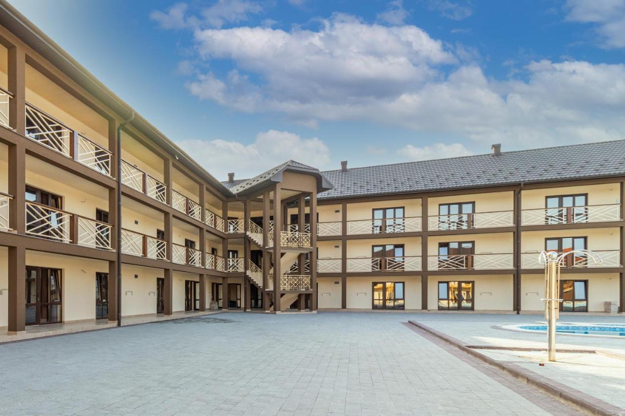 Hotel Nikoletta Solotvina Exteriér fotografie