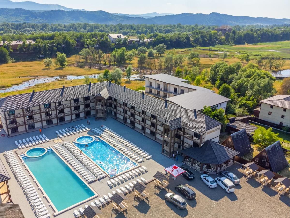 Hotel Nikoletta Solotvina Exteriér fotografie