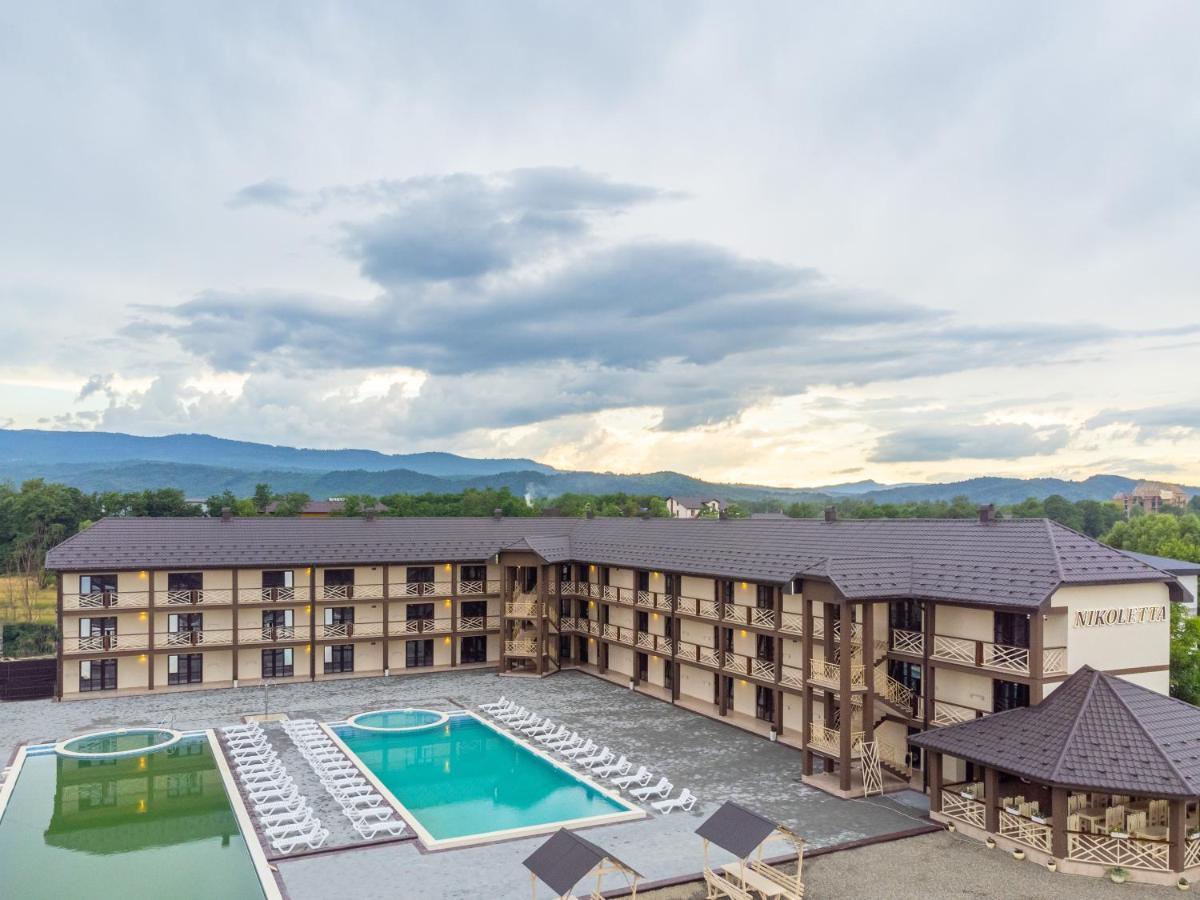 Hotel Nikoletta Solotvina Exteriér fotografie