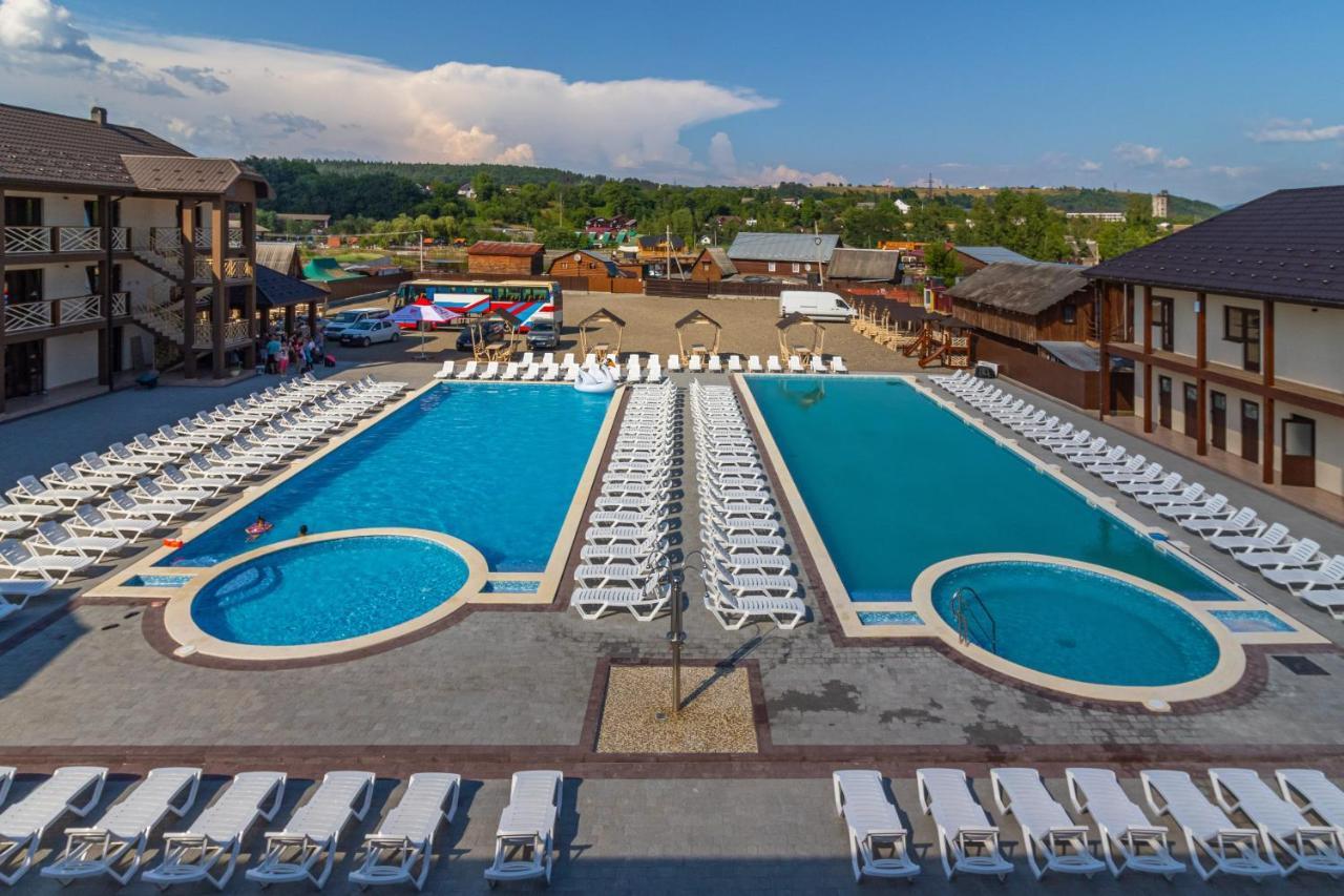 Hotel Nikoletta Solotvina Exteriér fotografie