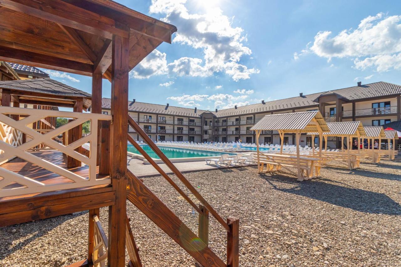 Hotel Nikoletta Solotvina Exteriér fotografie